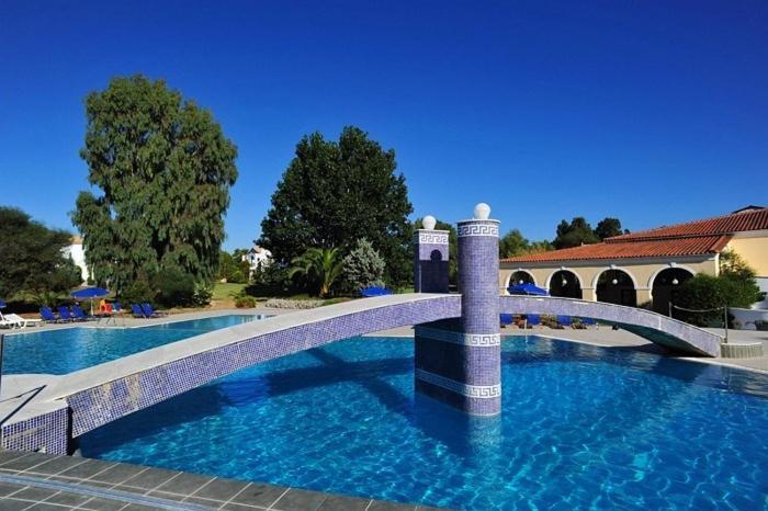 Ilaria Hotel Kalamákion Zewnętrze zdjęcie